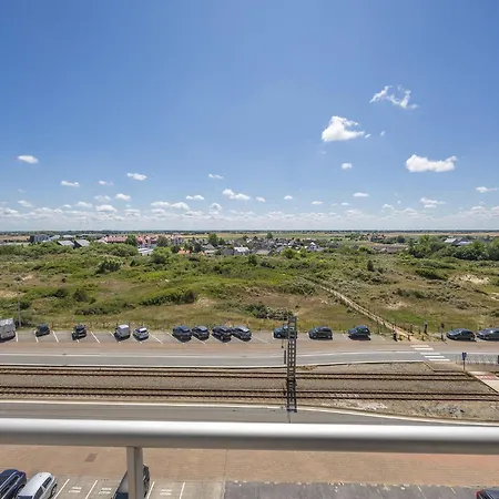 Charming With Sea View And Parking Space Apartament Middelkerke