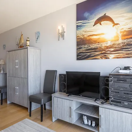 Apartament Charming With Sea View And Parking Space